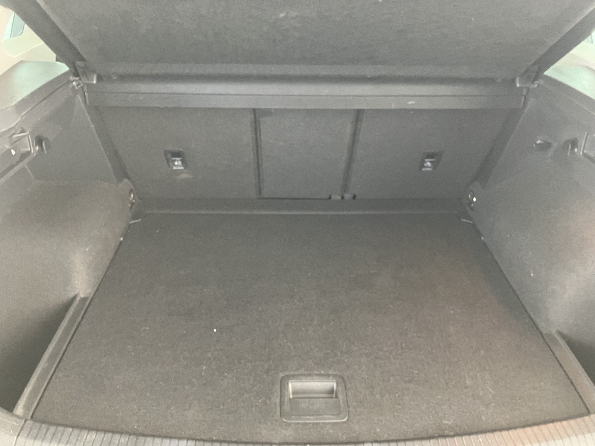 VW Tiguan 2.0 TDI BMT Life | Bild 13 von 27