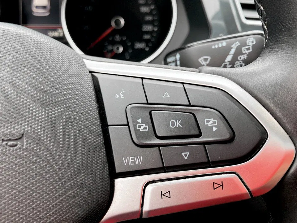 VW Tiguan 2.0 TDI Life | Bild 19 von 24