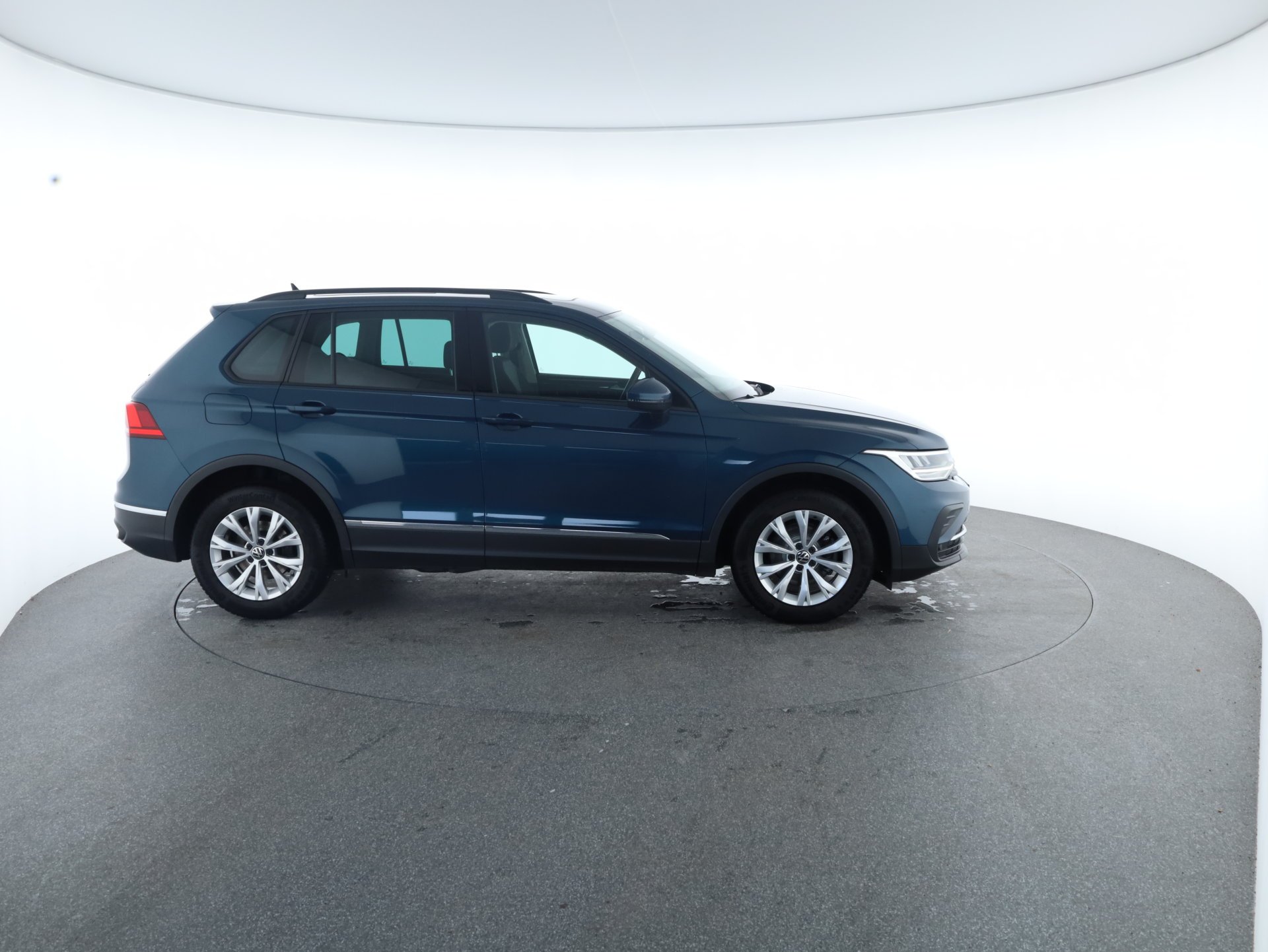VW Tiguan 2.0 TDI BMT Life | Bild 23 von 27