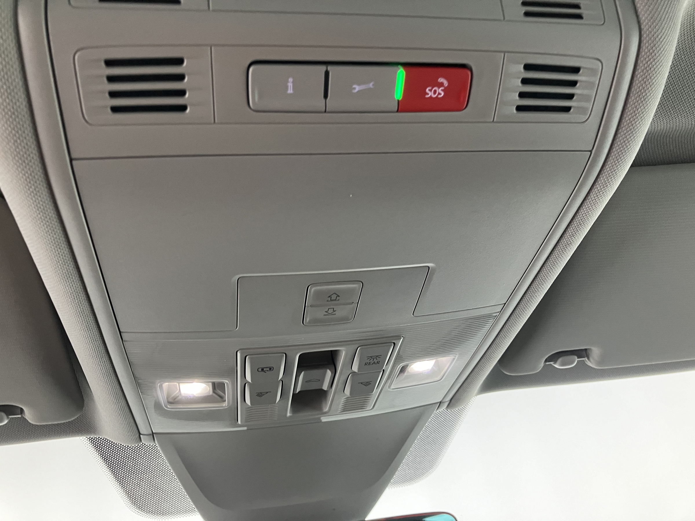 VW Tiguan 2.0 TDI BMT Life | Bild 8 von 27