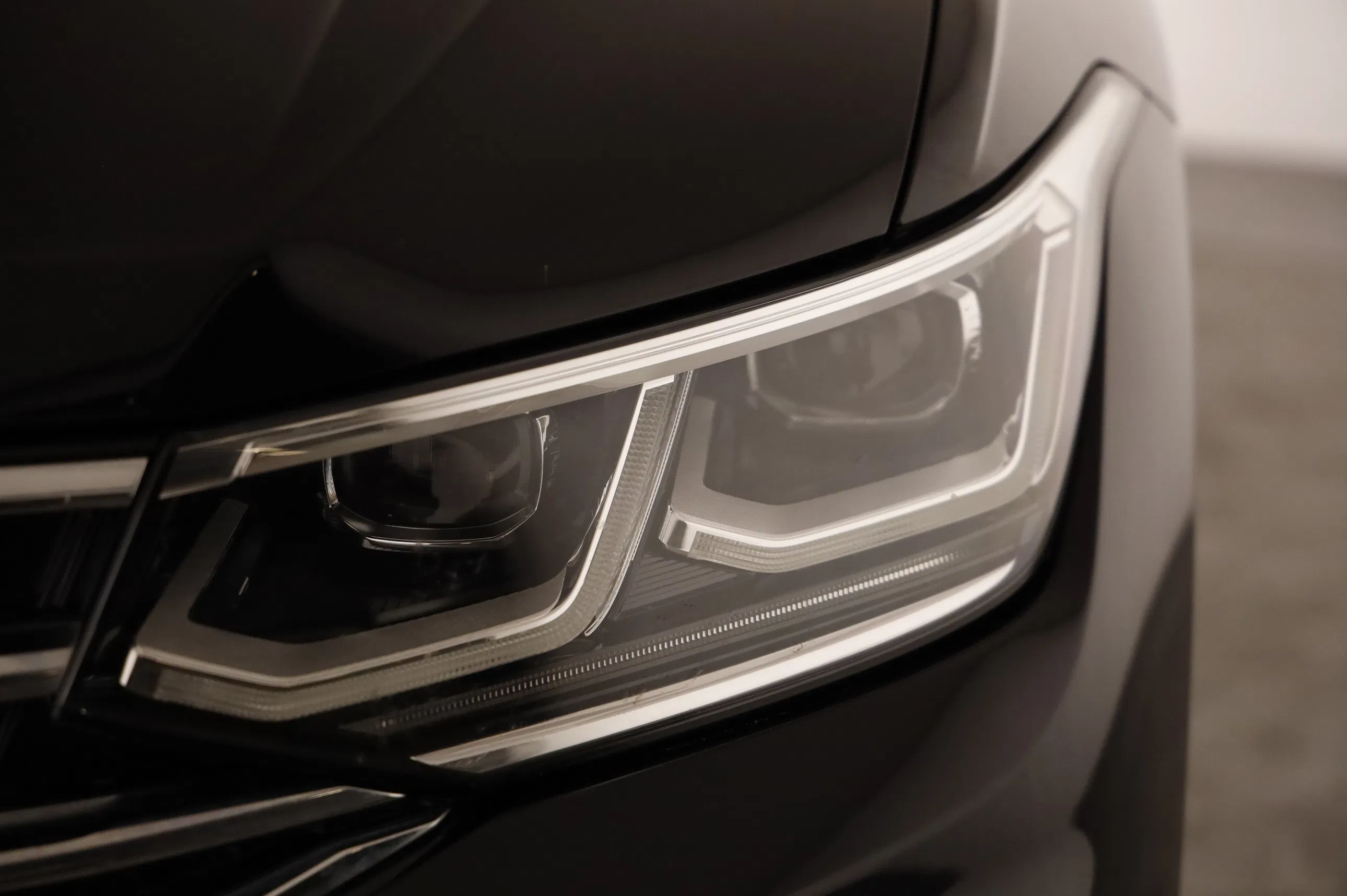 VW Tiguan 2.0 TDI BMT 4Motion Elegance | Bild 21 von 25