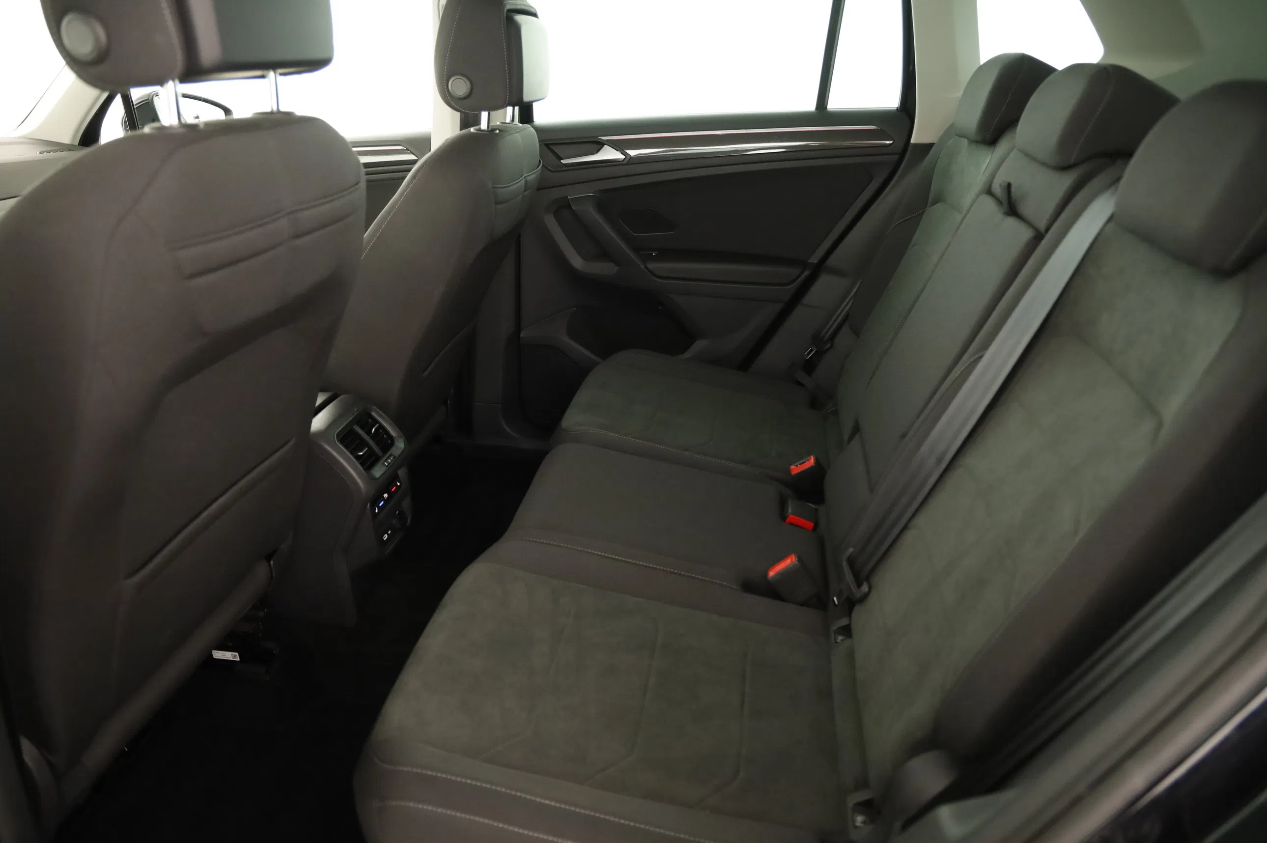 VW Tiguan 2.0 TDI BMT 4Motion Elegance | Bild 5 von 25