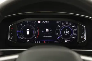 VW Tiguan 2.0 TDI BMT Elegance | Thumbnail 14 von 31