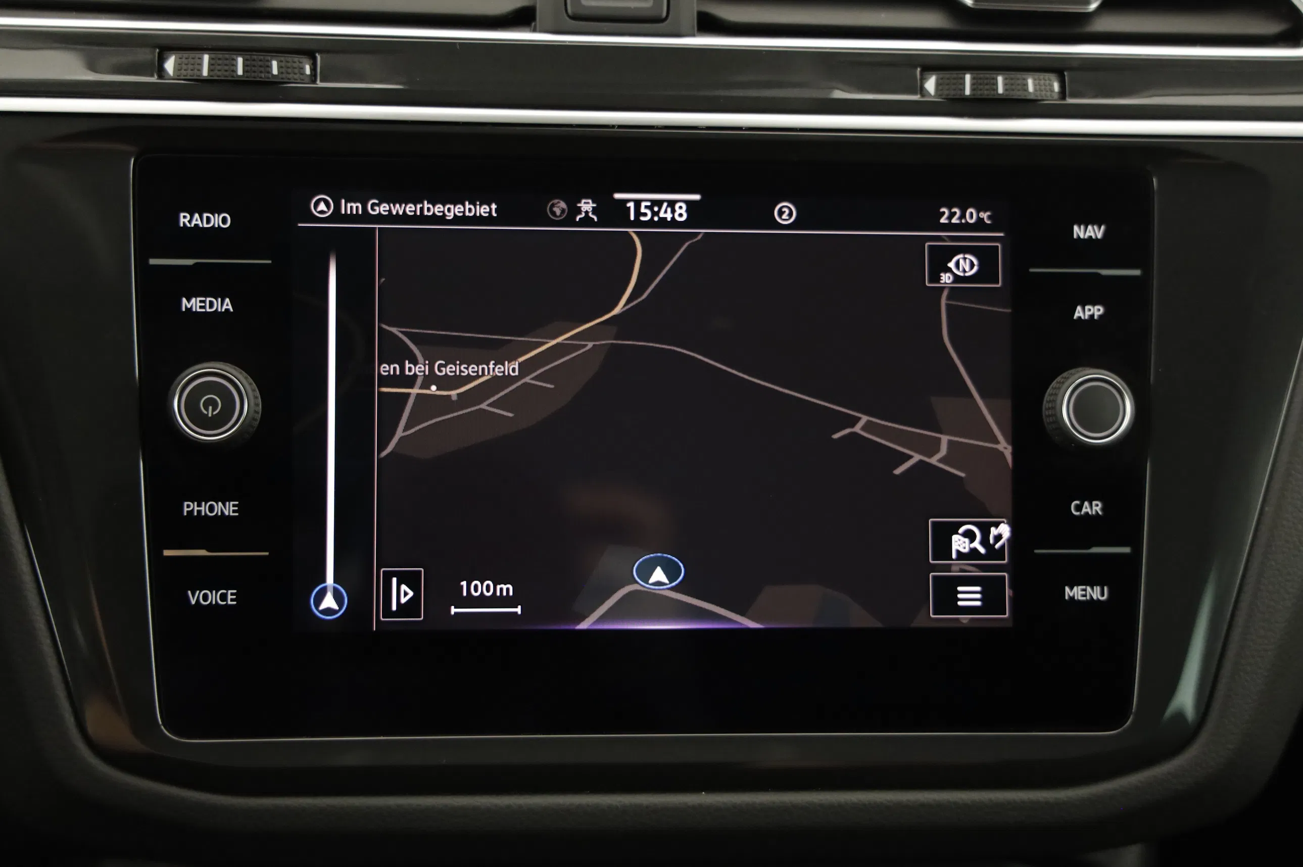 VW Tiguan 2.0 TDI BMT Elegance | Bild 16 von 31