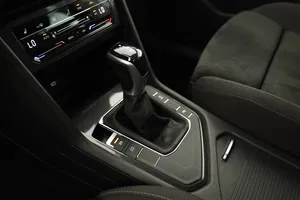 VW Tiguan 2.0 TDI BMT Elegance | Thumbnail 19 von 31