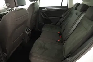 VW Tiguan 2.0 TDI BMT Elegance | Thumbnail 20 von 31
