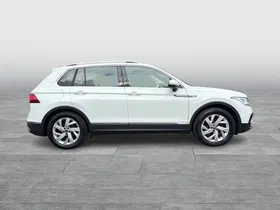 VW Tiguan 2.0 TDI BMT Elegance | Thumbnail 28 von 31
