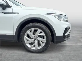 VW Tiguan 2.0 TDI BMT Elegance | Thumbnail 29 von 31