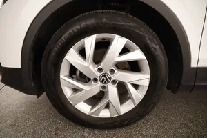 VW Tiguan 2.0 TDI BMT Elegance | Thumbnail 5 von 31