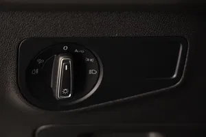 VW Tiguan 2.0 TDI BMT Elegance | Thumbnail 8 von 31