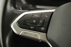 VW Tiguan 2.0 TDI BMT 4Motion Elegance | Thumbnail 13 von 26