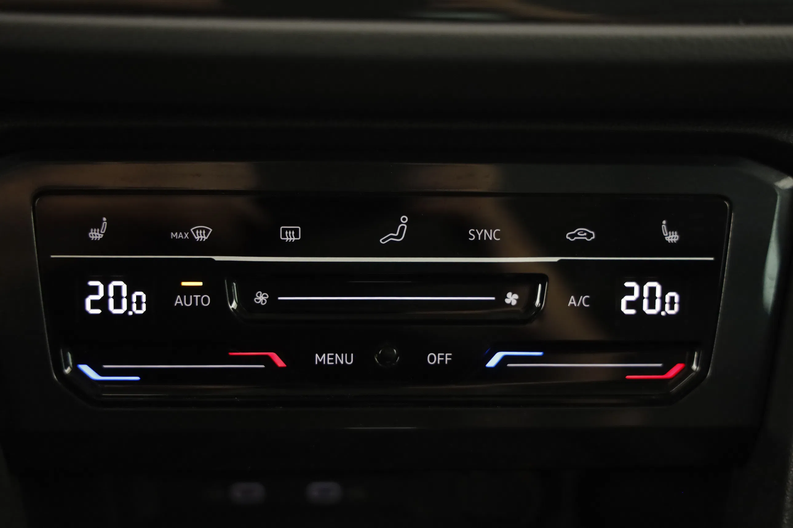 VW Tiguan 2.0 TDI BMT 4Motion Elegance | Bild 18 von 26