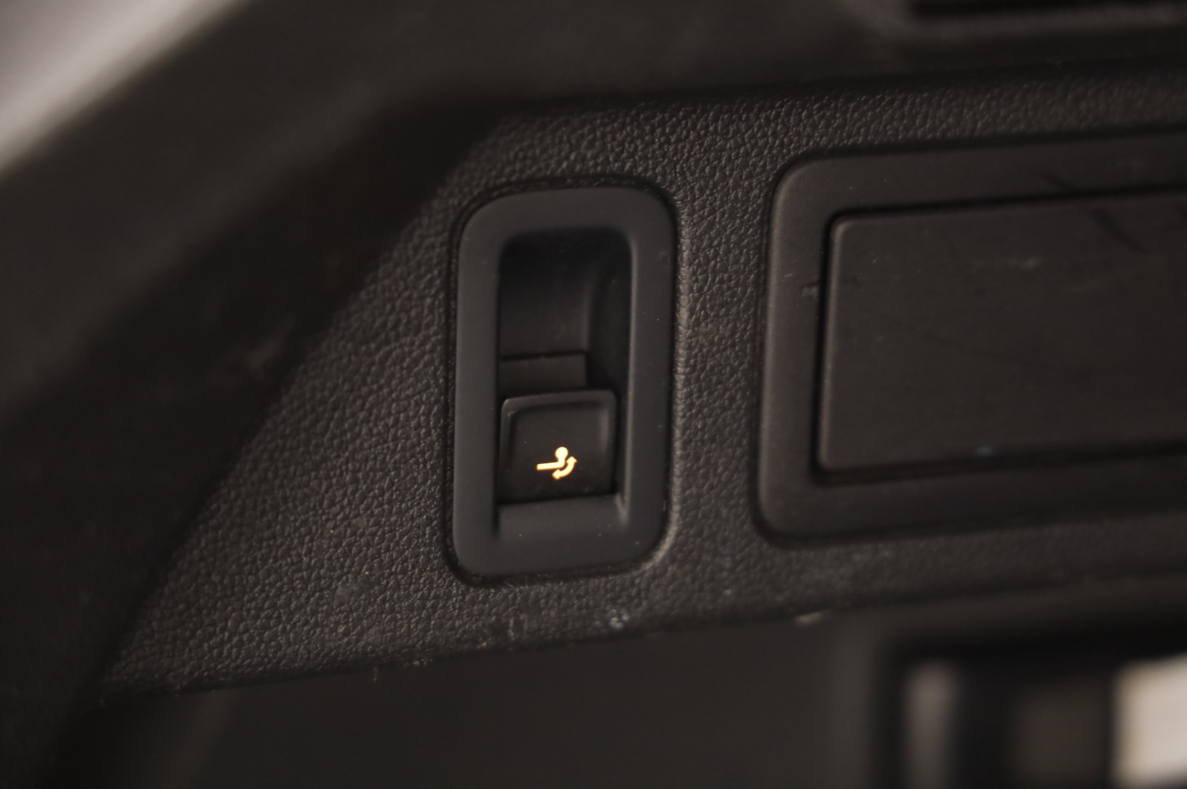 VW Tiguan 2.0 TDI BMT 4Motion Elegance | Bild 23 von 26