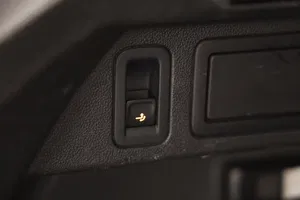 VW Tiguan 2.0 TDI BMT 4Motion Elegance | Thumbnail 23 von 26