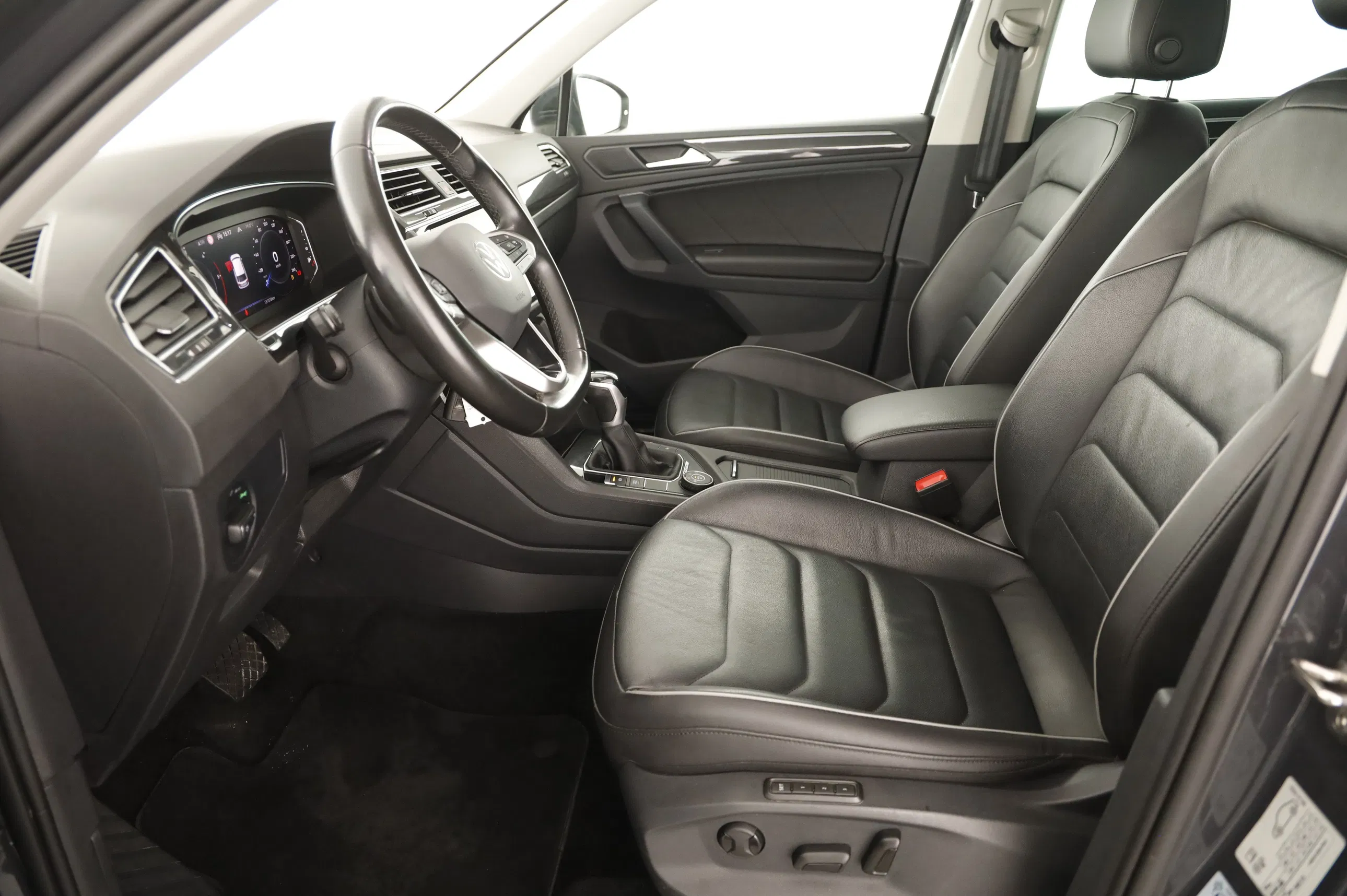 VW Tiguan 2.0 TDI BMT 4Motion Elegance | Bild 9 von 26