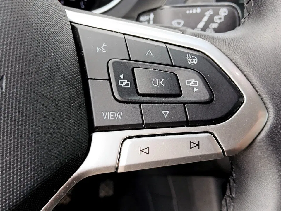 VW Tiguan 1.5 TSI DSG Life | Bild 14 von 23