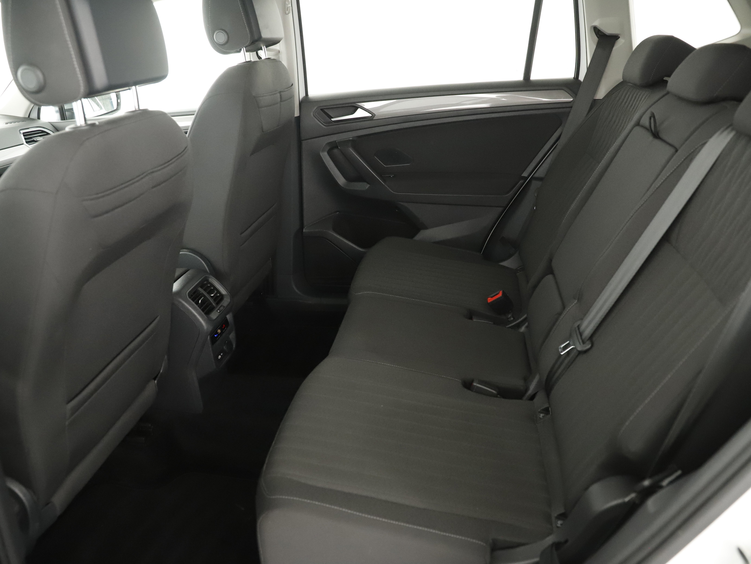 VW Tiguan Allspace 2.0 TDI  Life | Bild 16 von 31