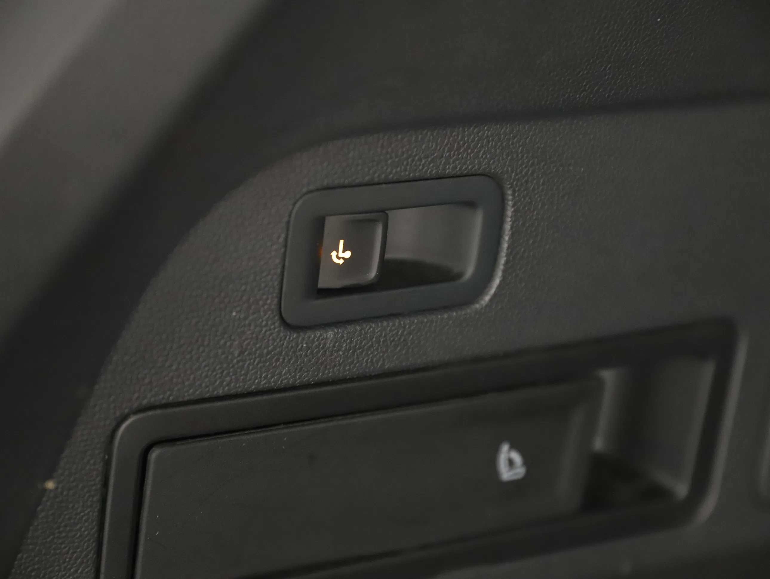 VW Tiguan Allspace 2.0 TDI Life | Bild 19 von 31