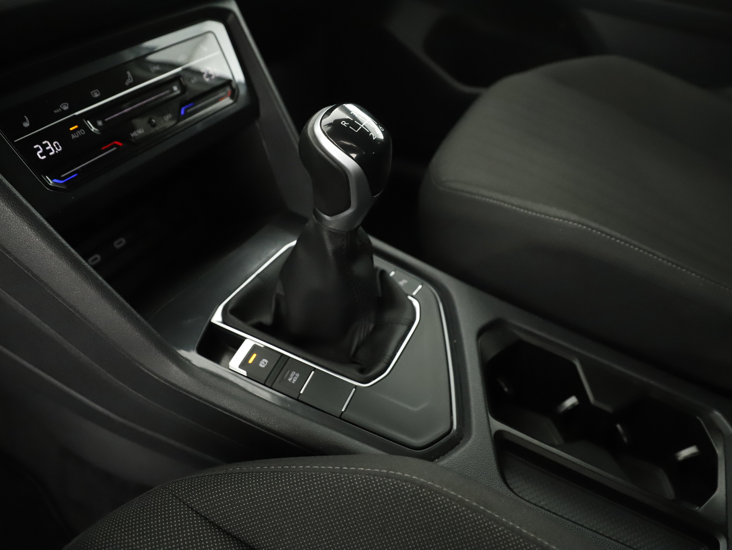 VW Tiguan Allspace 2.0 TDI  Life | Bild 24 von 31