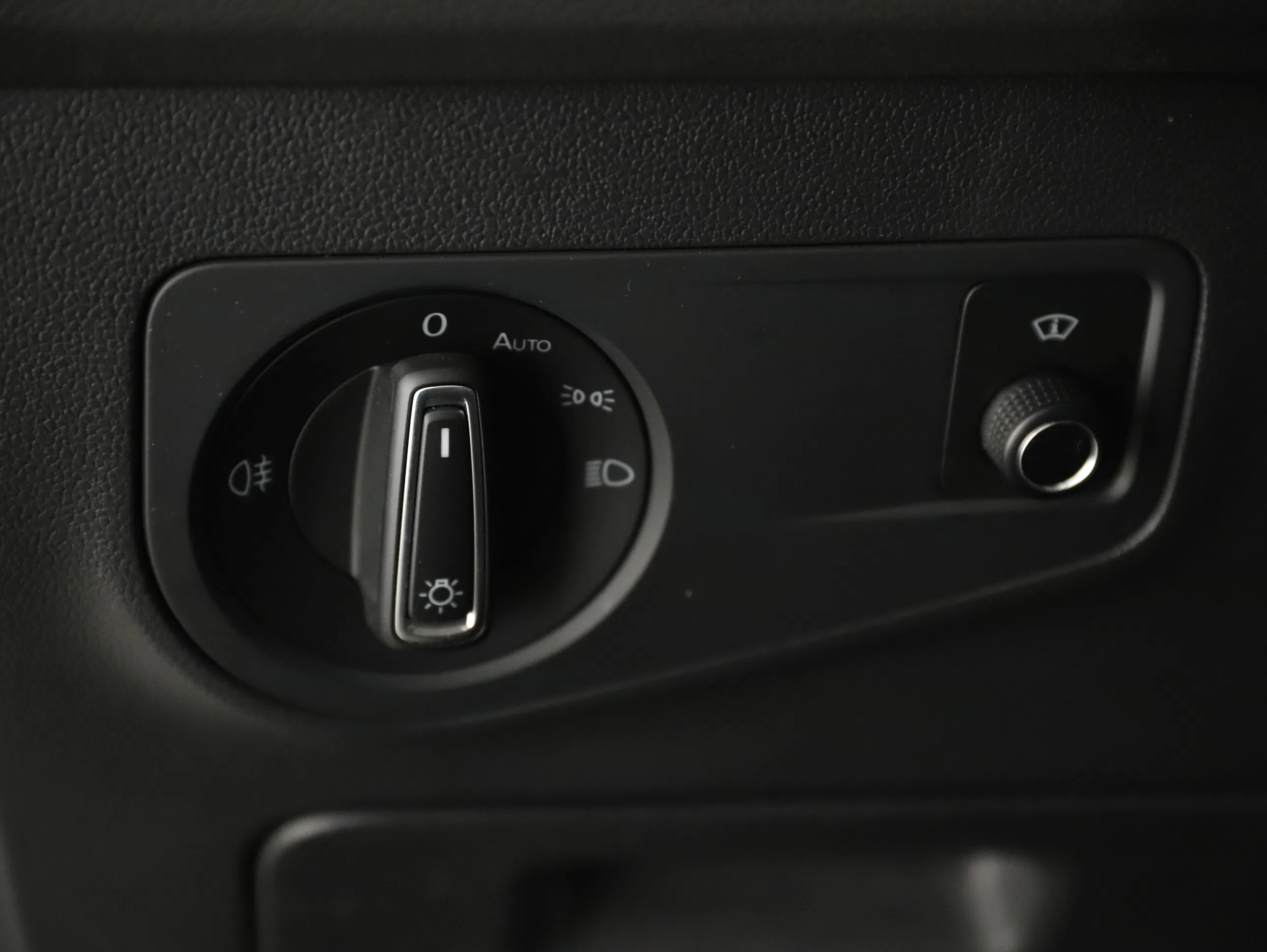 VW Tiguan Allspace 2.0 TDI Life | Bild 29 von 31