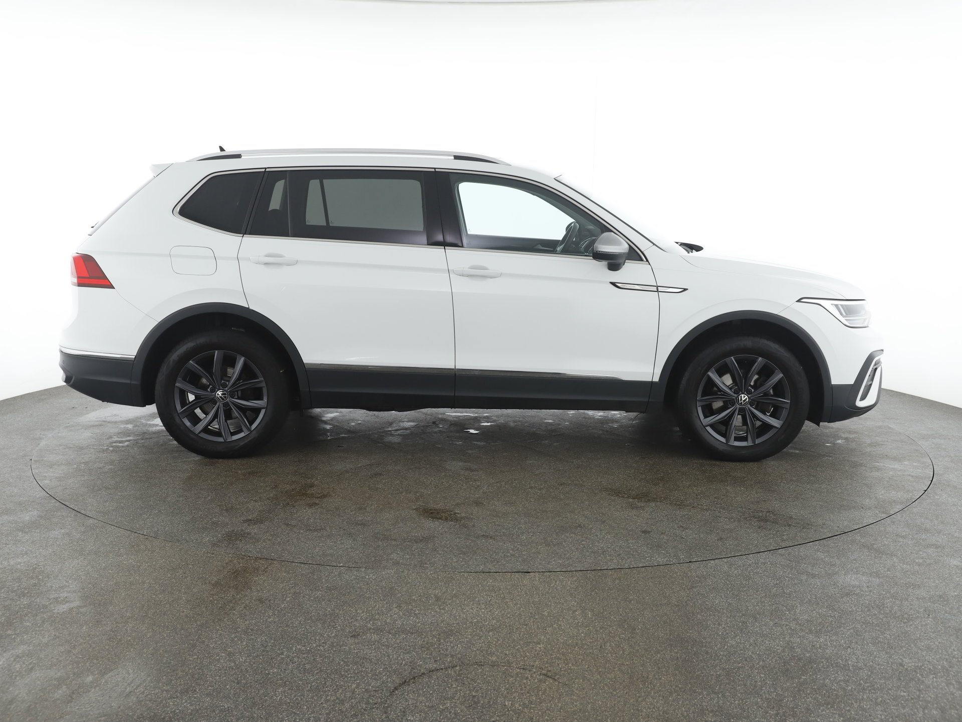 VW Tiguan Allspace 2.0 TDI  Life | Bild 5 von 31