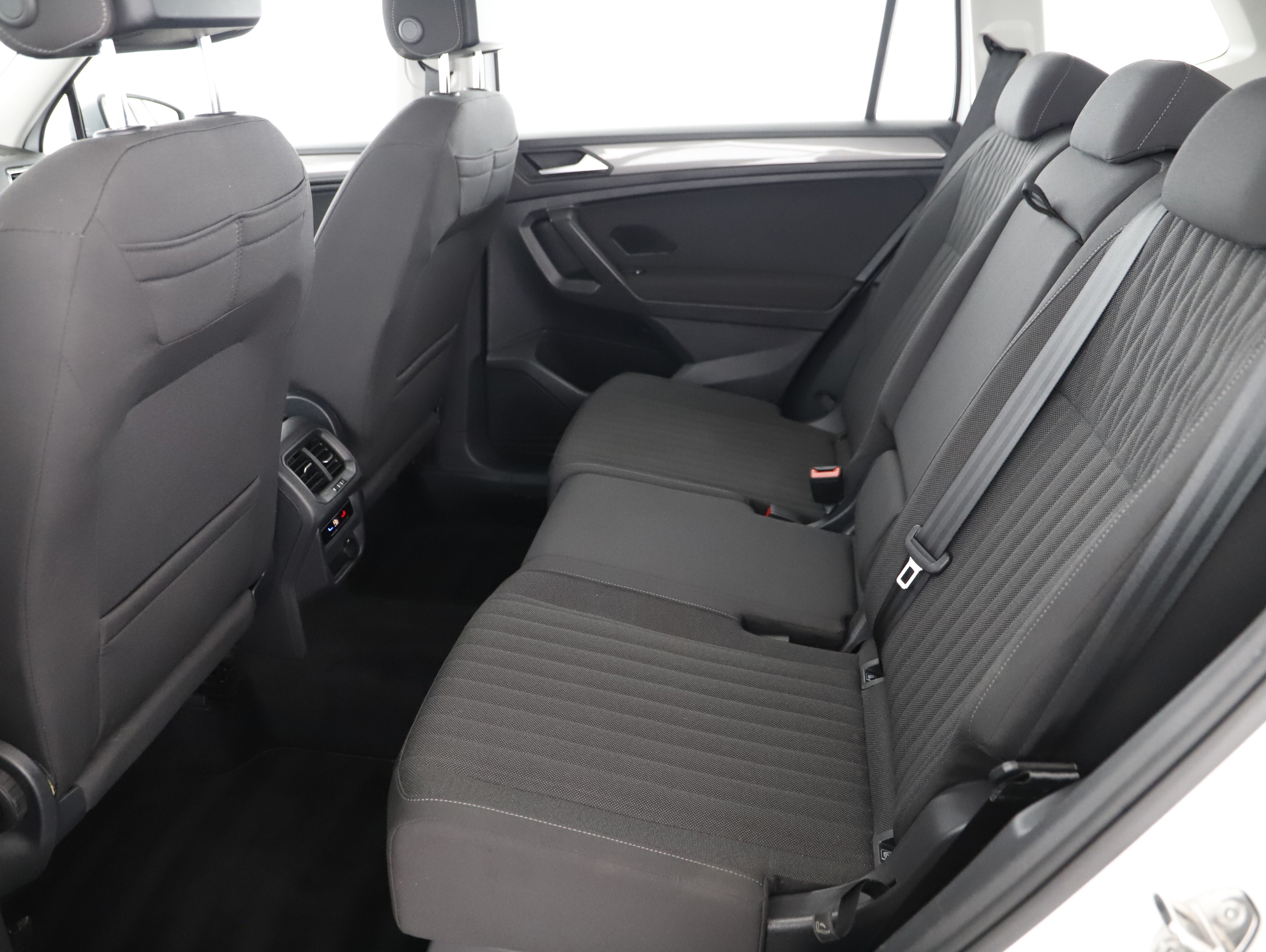 VW Tiguan Allspace 1.5 TSI ACT Life | Bild 18 von 21