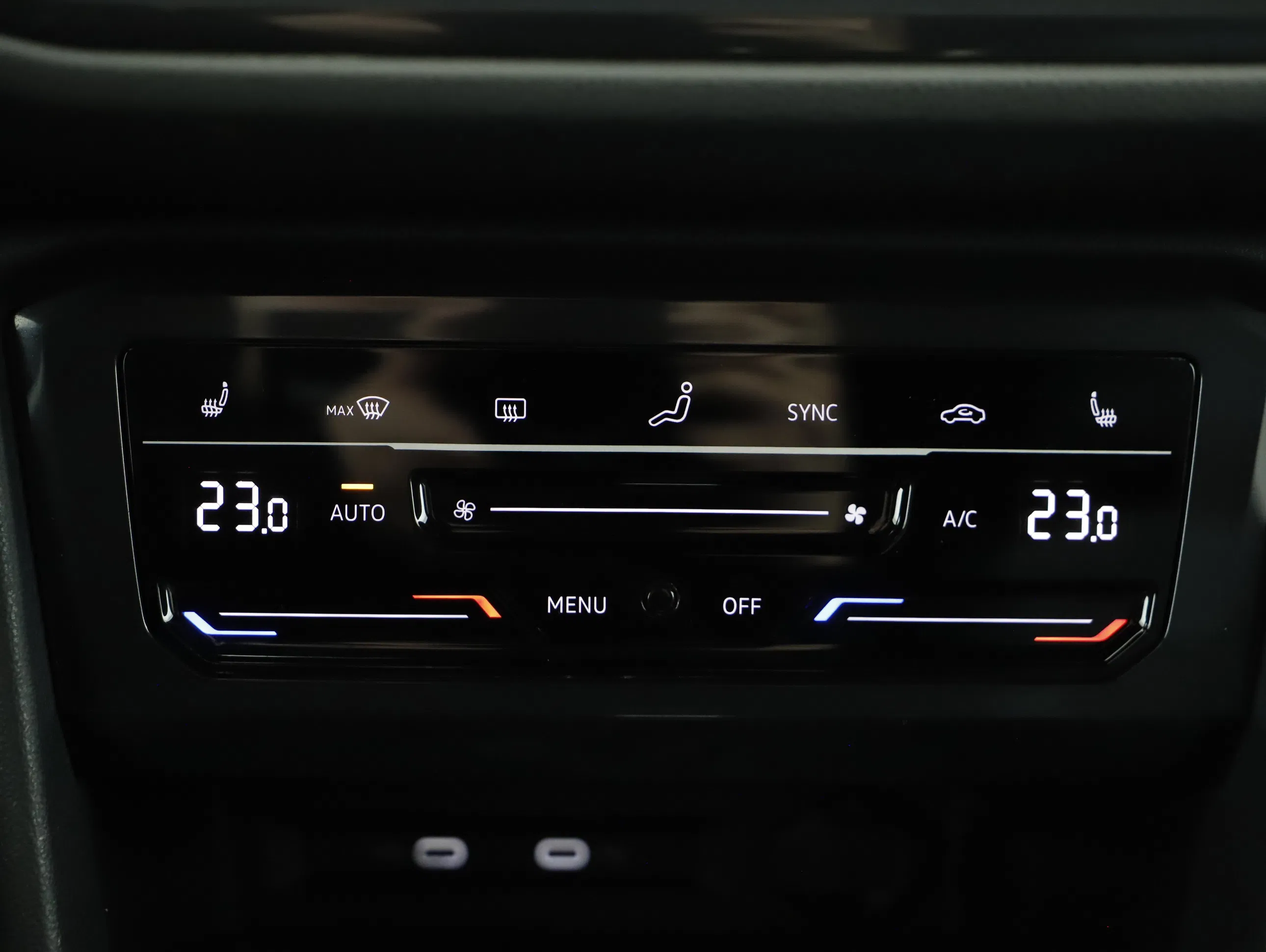 VW Tiguan Allspace 2.0 TDI 4Motion R-Line | Bild 10 von 24