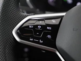 VW Tiguan Allspace 2.0 TDI 4Motion R-Line | Thumbnail 11 von 24