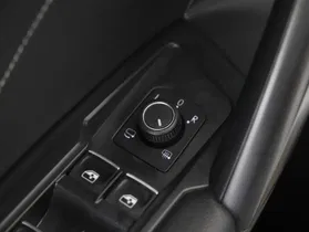 VW Tiguan Allspace 2.0 TDI 4Motion R-Line | Thumbnail 15 von 24