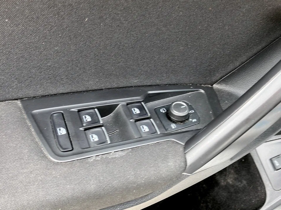 VW Tiguan Allspace 2.0 TDI 4Motion Life | Bild 16 von 25