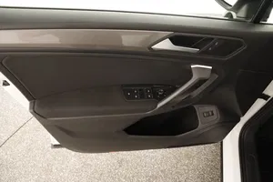 VW Tiguan Allspace 2.0 TDI 4Motion Life | Thumbnail 4 von 31