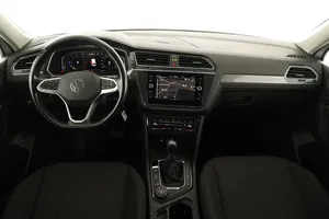 VW Tiguan Allspace 2.0 TDI 4Motion Life | Thumbnail 9 von 31