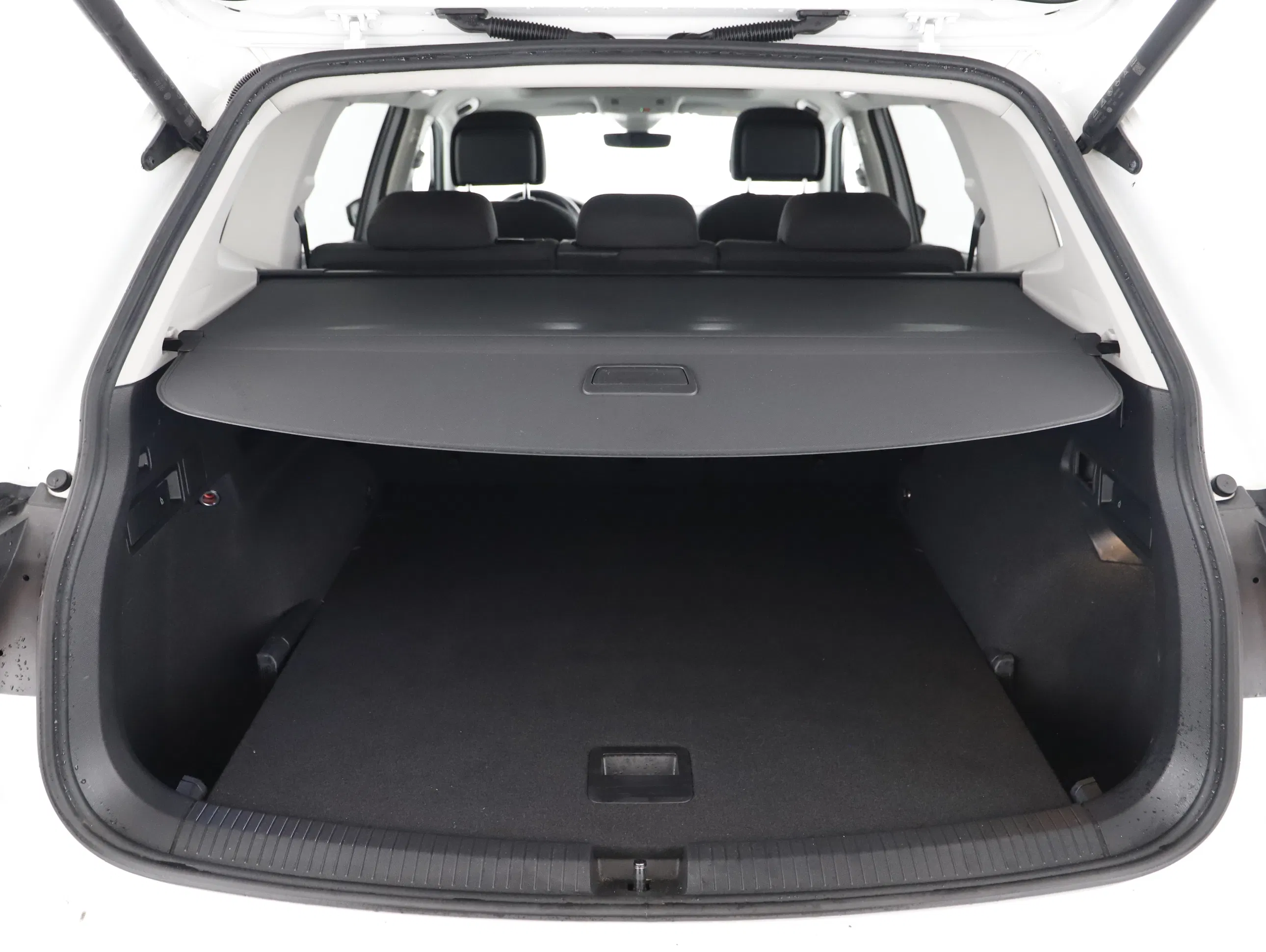 VW Tiguan Allspace 2.0 TDI Life | Bild 24 von 28