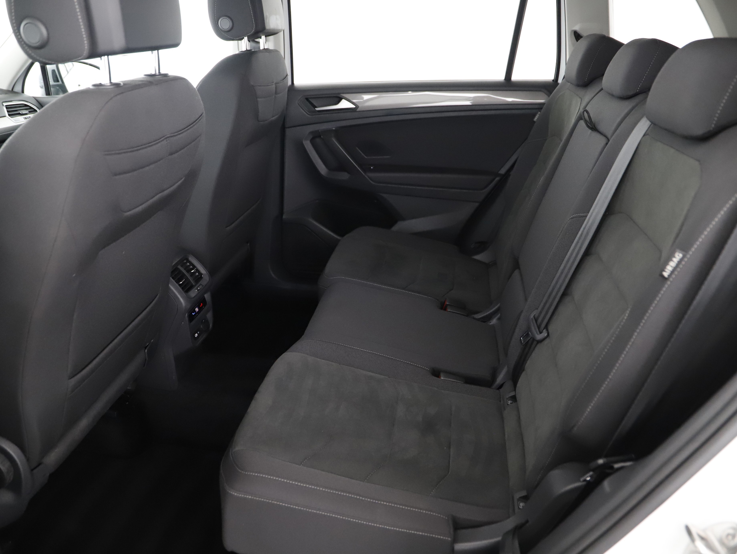 VW Tiguan Allspace 2.0 TDI  Life | Bild 10 von 28