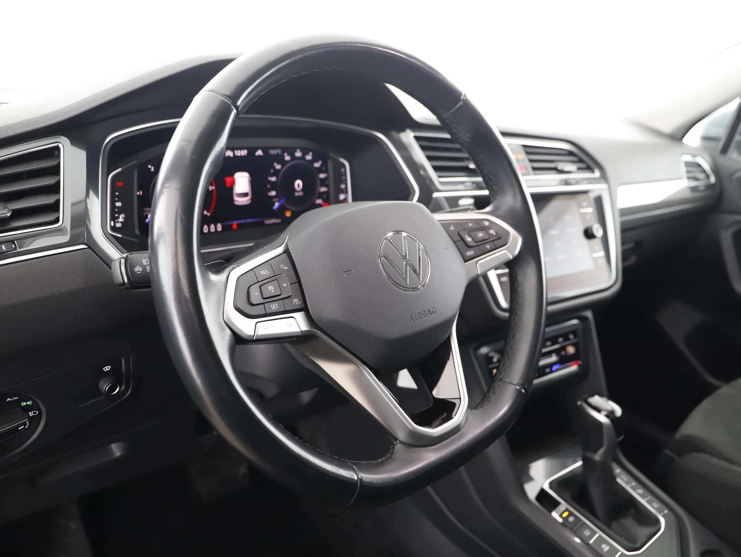 VW Tiguan Allspace 2.0 TDI Life | Bild 12 von 28