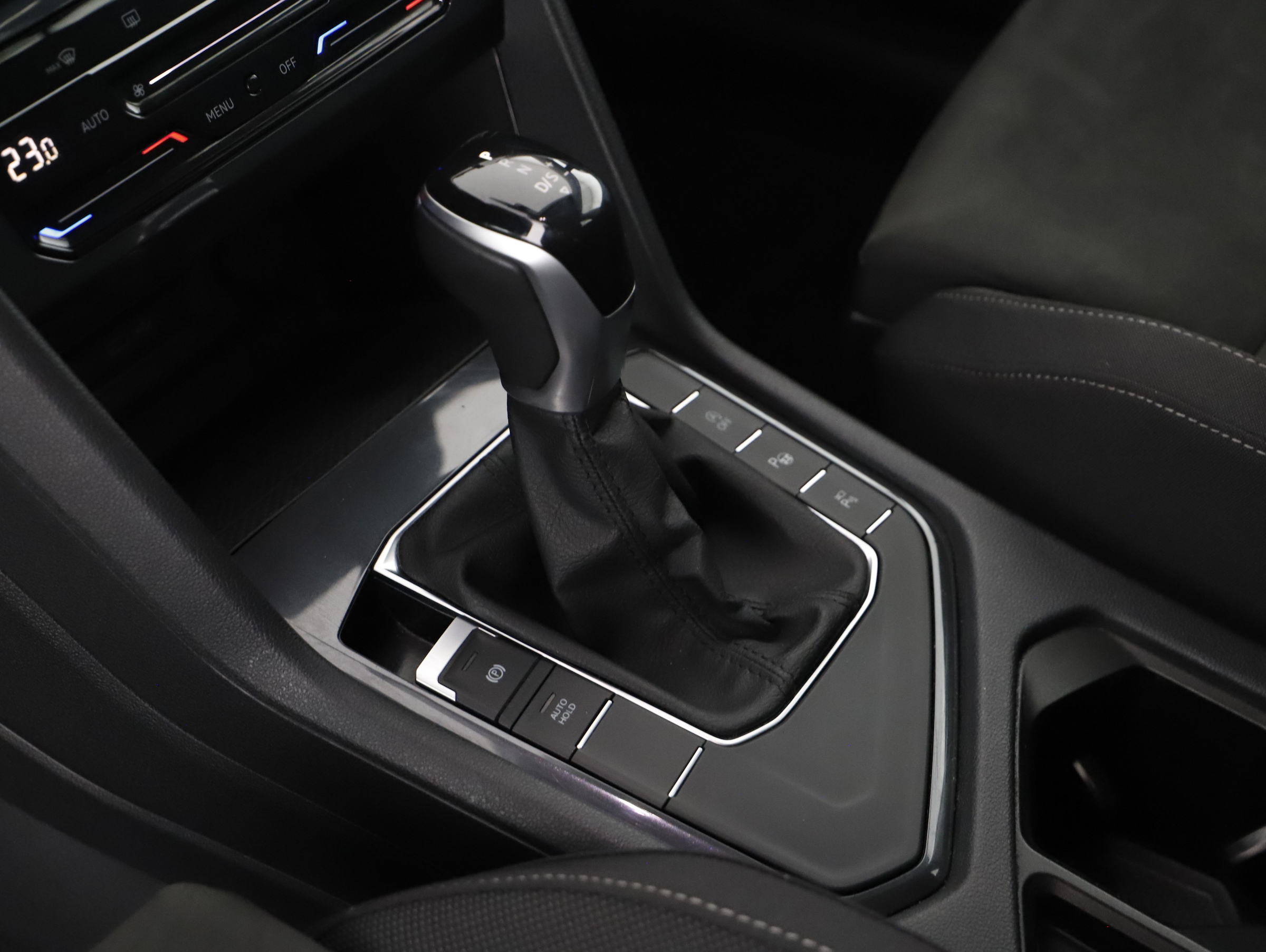 VW Tiguan Allspace 2.0 TDI  Life | Bild 10 von 30