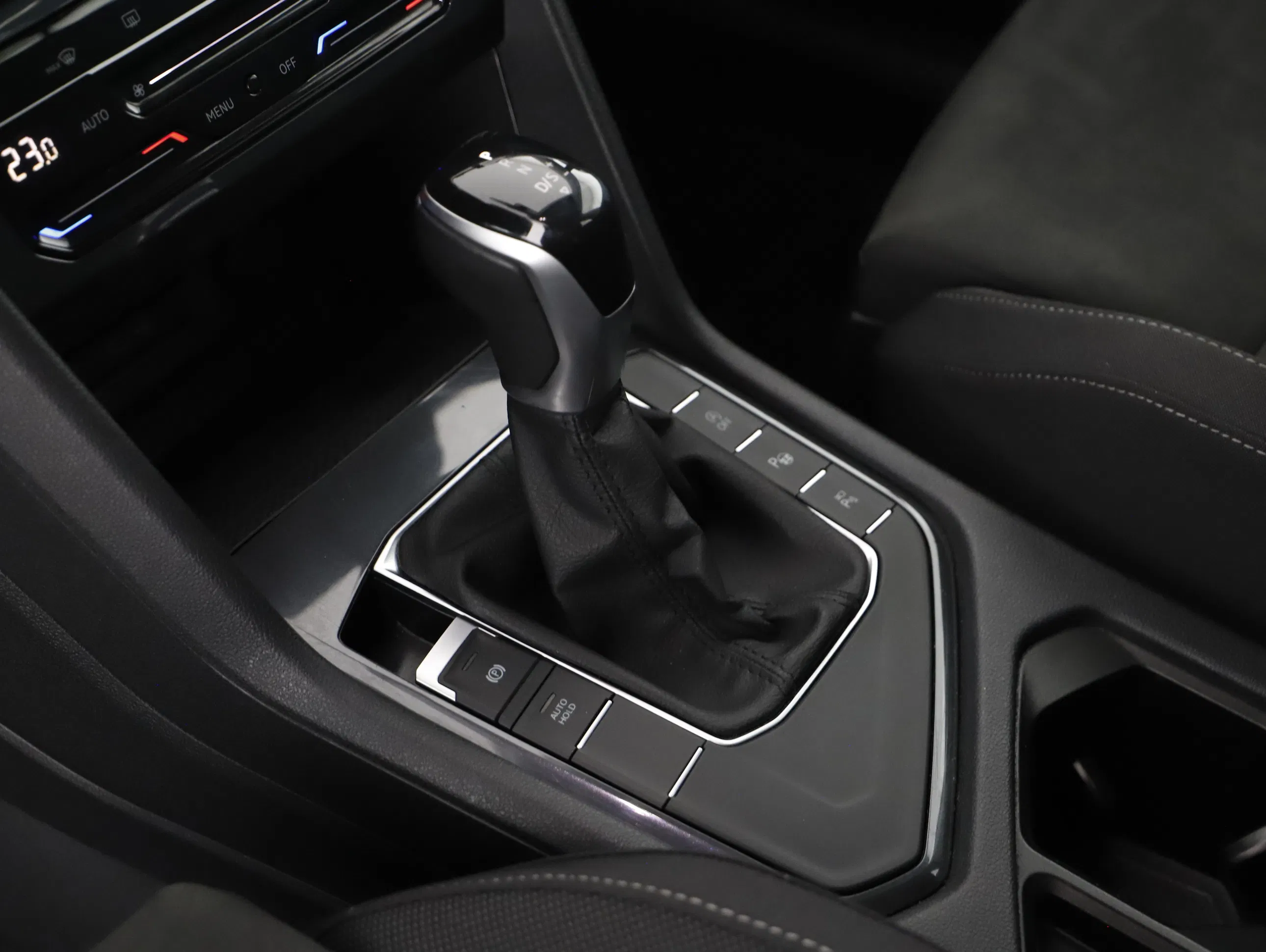 VW Tiguan Allspace 2.0 TDI Life | Bild 10 von 30