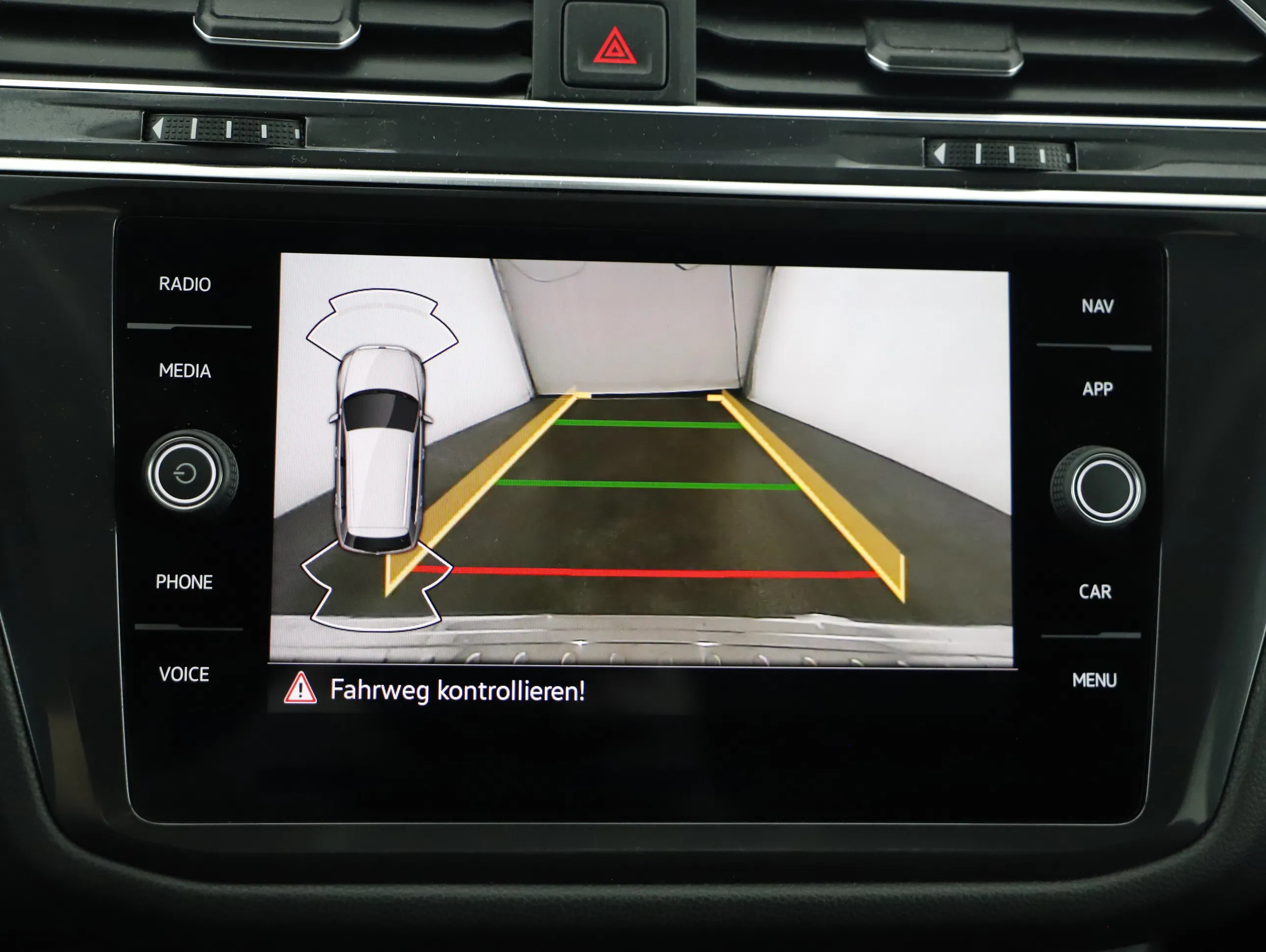 VW Tiguan Allsp 2.0 TDI Life DSG 7-SITZE | Bild 9 von 24