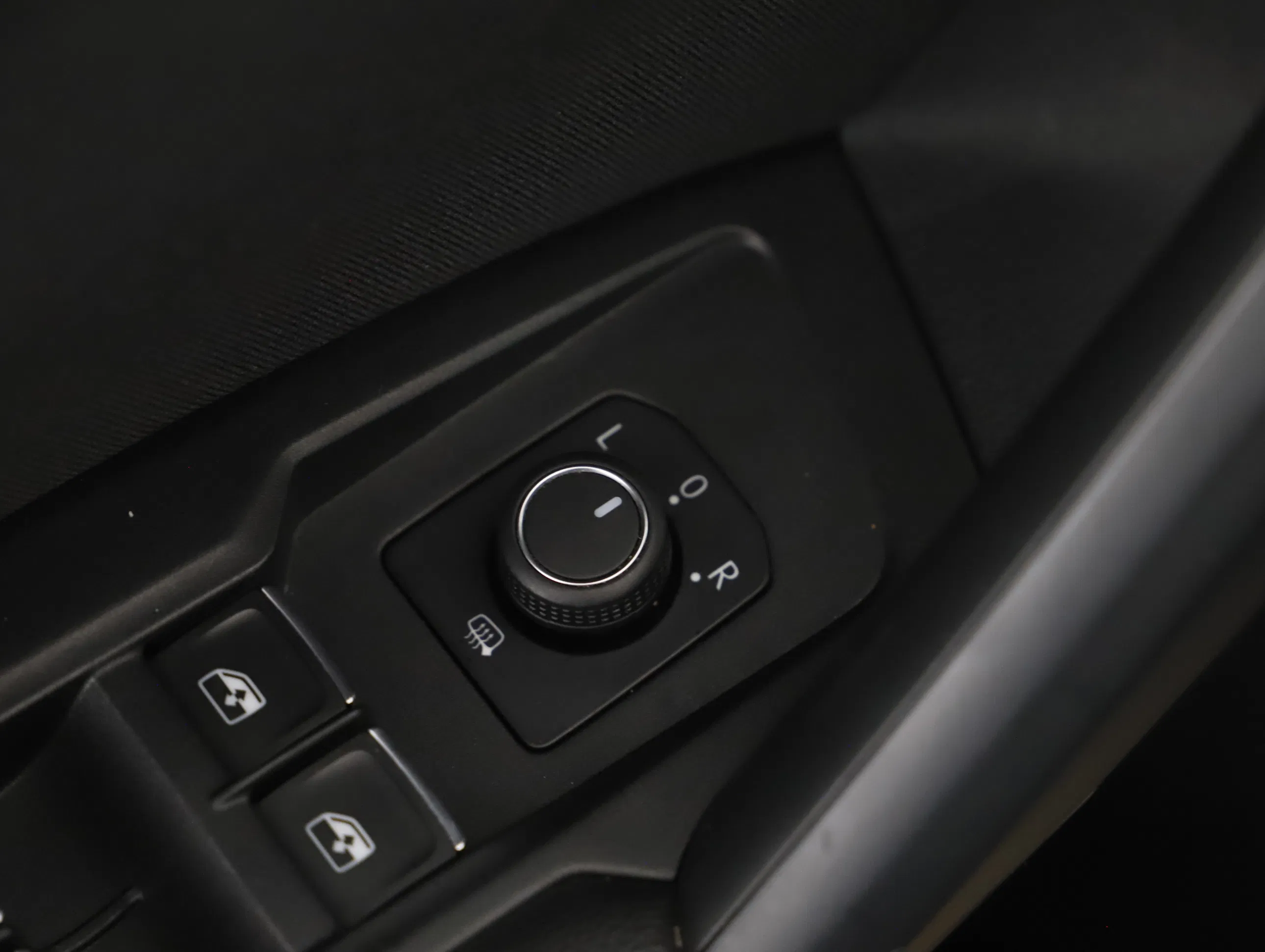 VW Tiguan 2.0 TDI BMT Elegance | Bild 12 von 24