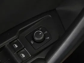 VW Tiguan 2.0 TDI BMT Elegance | Thumbnail 12 von 24