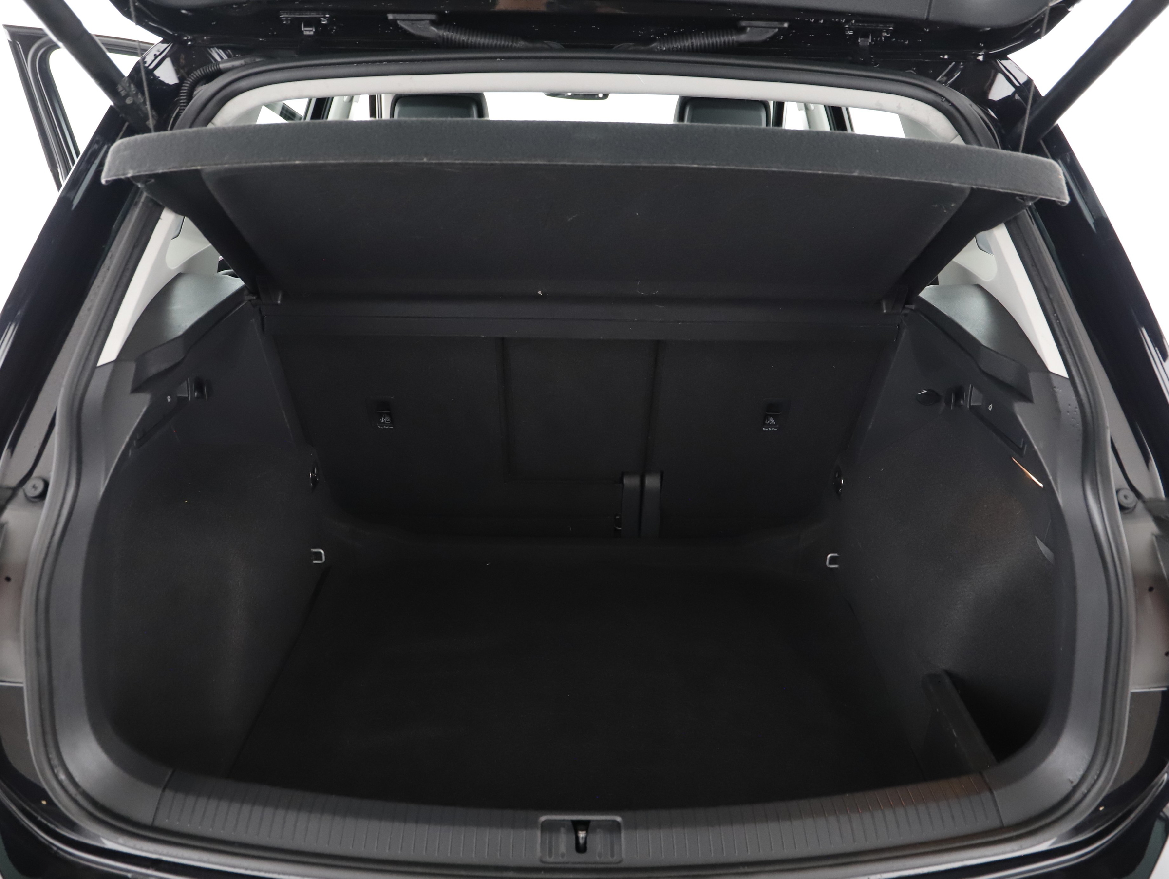 VW Tiguan 2.0 TDI BMT Elegance | Bild 2 von 24