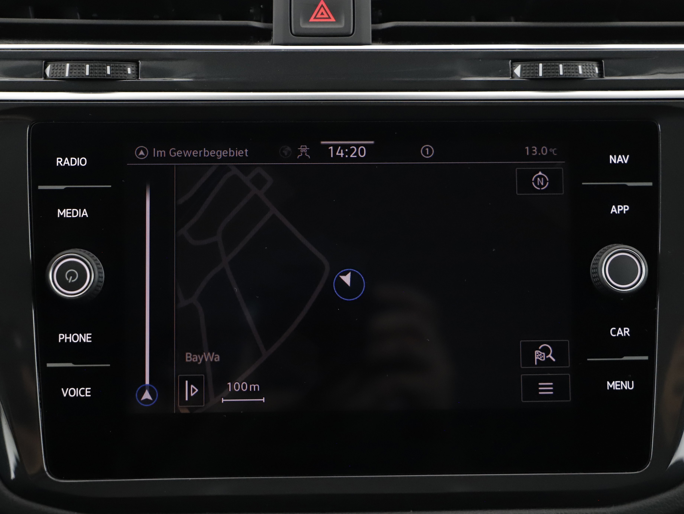 VW Tiguan 2.0 TDI BMT Elegance | Bild 20 von 24