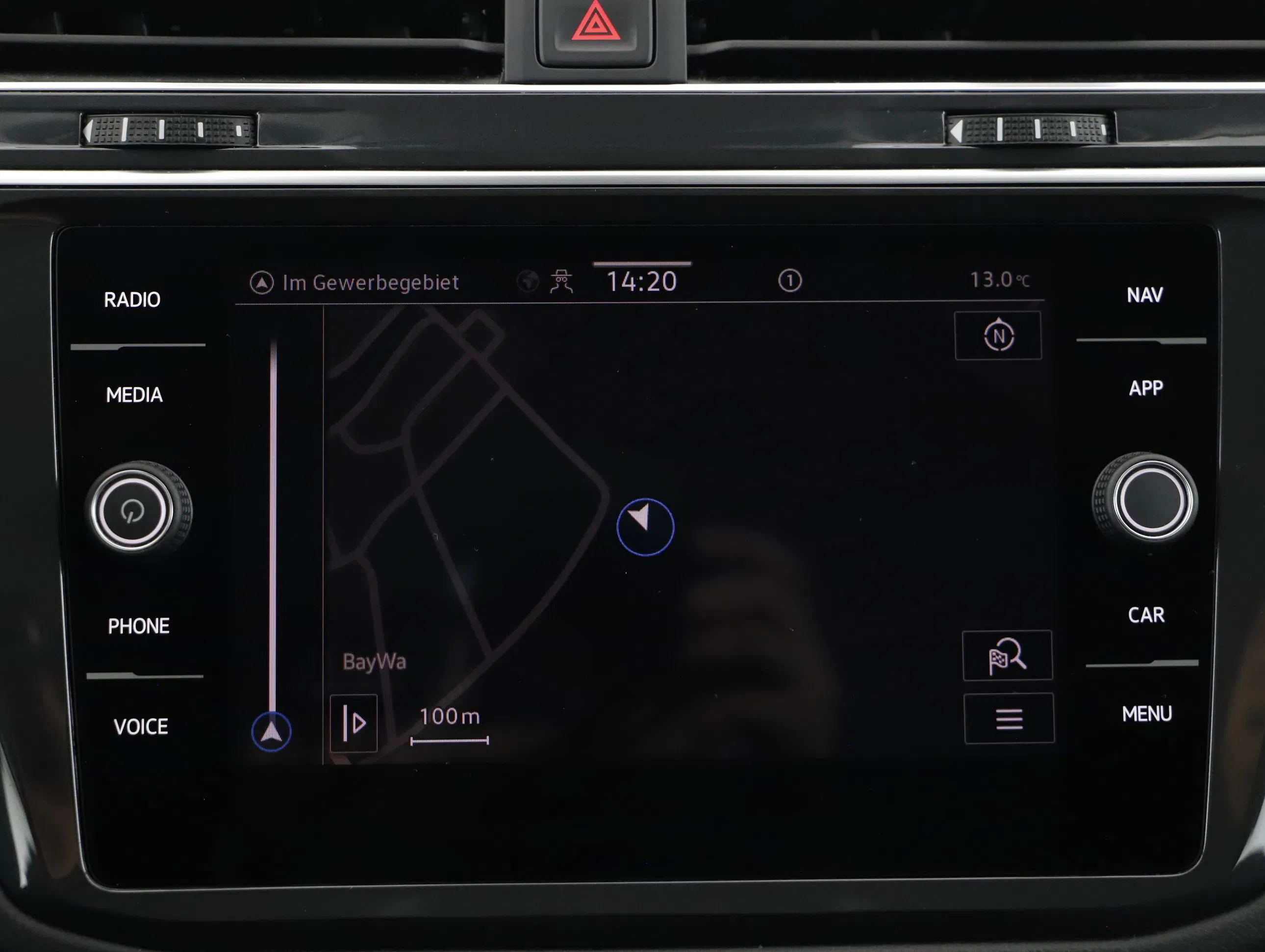 VW Tiguan 2.0 TDI BMT Elegance | Bild 20 von 24