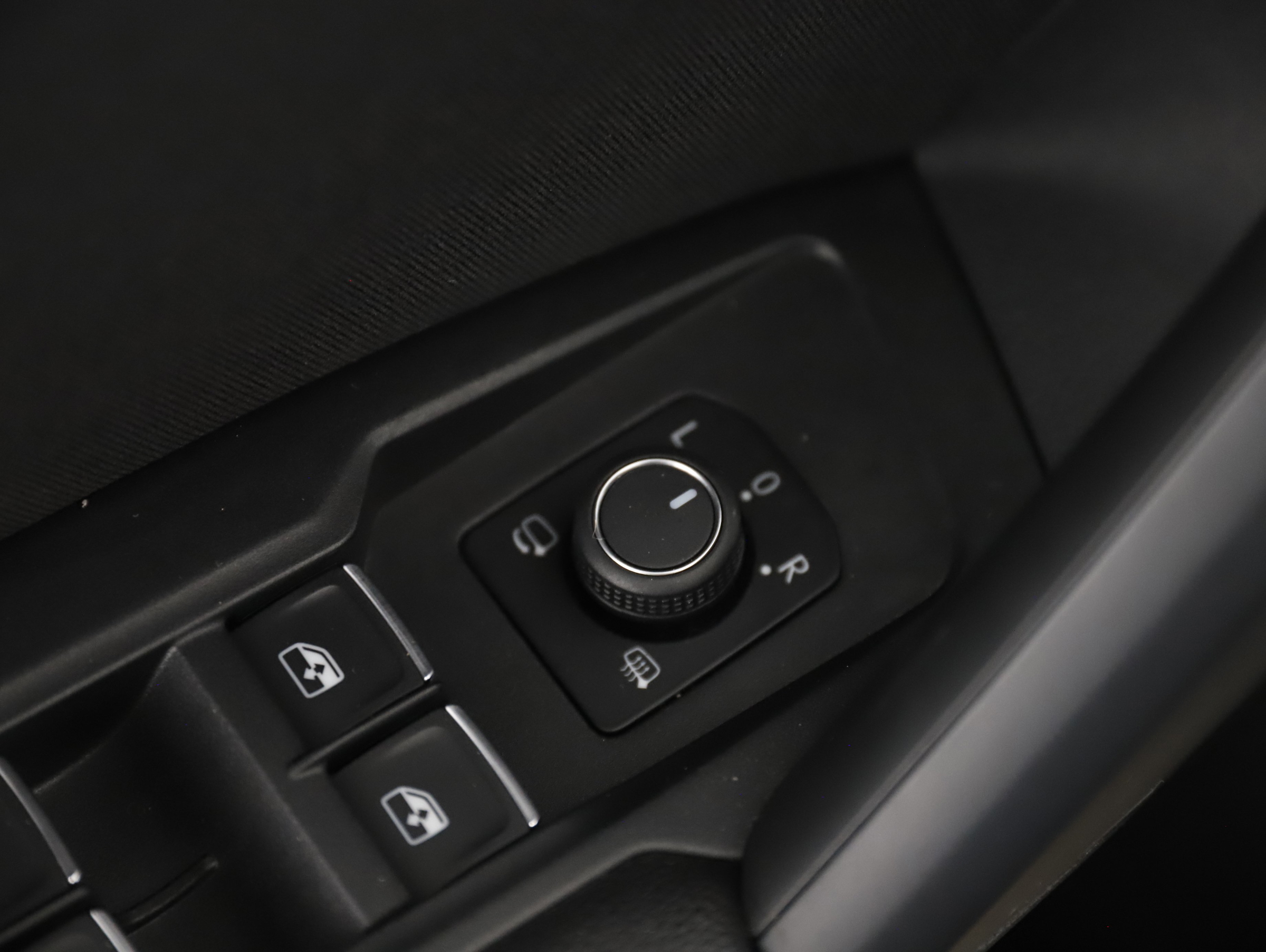 VW Tiguan 2.0 TDI BMT Elegance | Bild 11 von 28