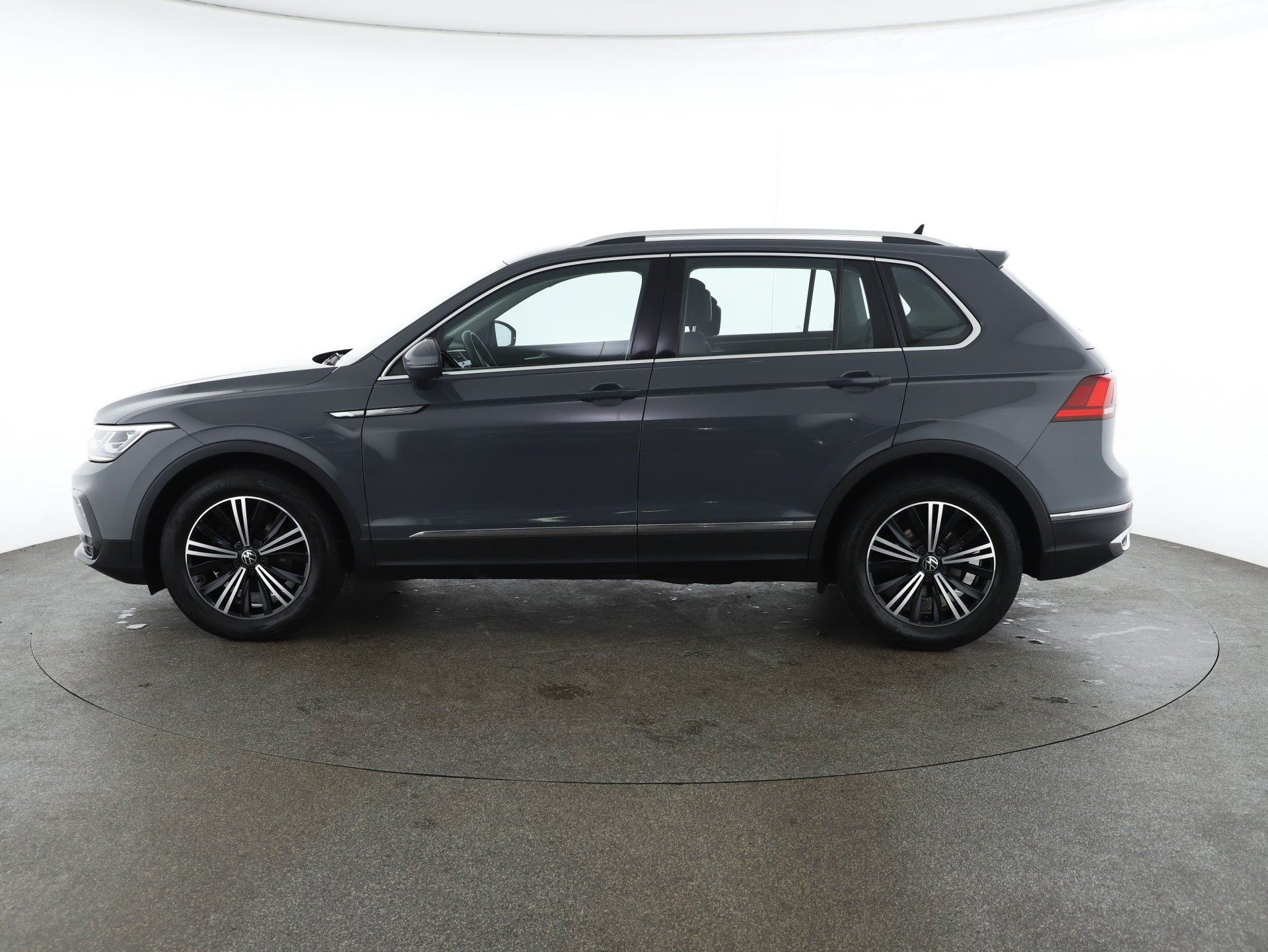VW Tiguan 2.0 TDI BMT Elegance | Bild 8 von 28