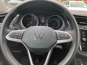 VW Tiguan Life 2.0 TDI | Thumbnail 11 von 20