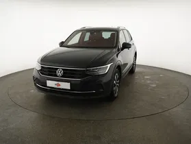 VW Tiguan 2.0 TDI BMT Life | Thumbnail 2 von 24