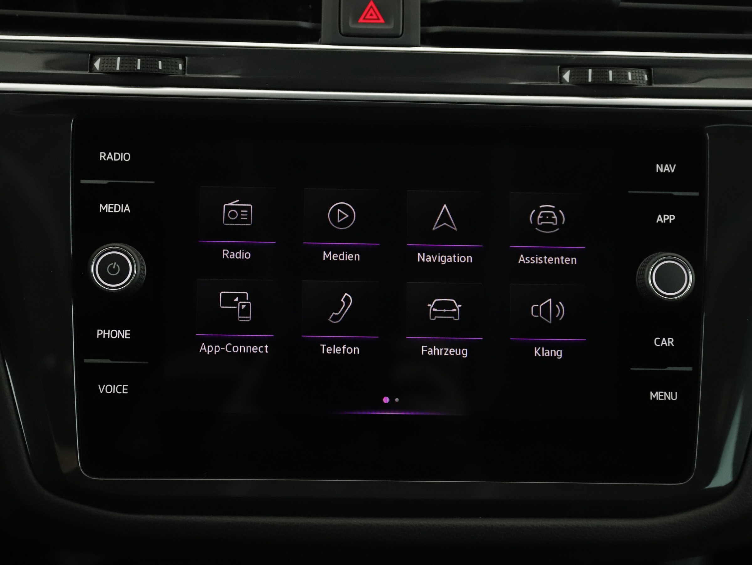 VW Tiguan 2.0 TDI BMT Life | Bild 15 von 24