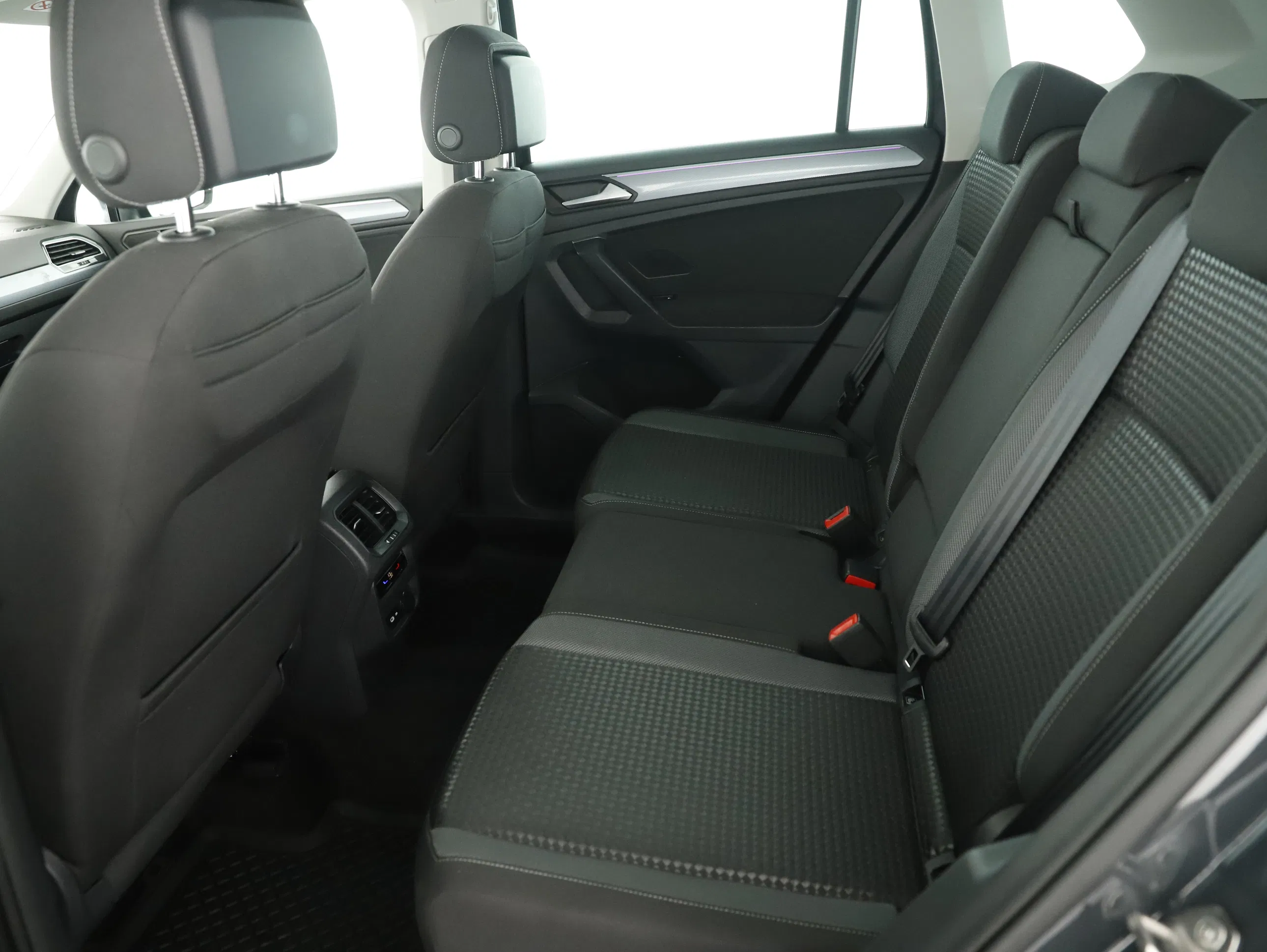 VW Tiguan 2.0 TDI BMT Life | Bild 20 von 24