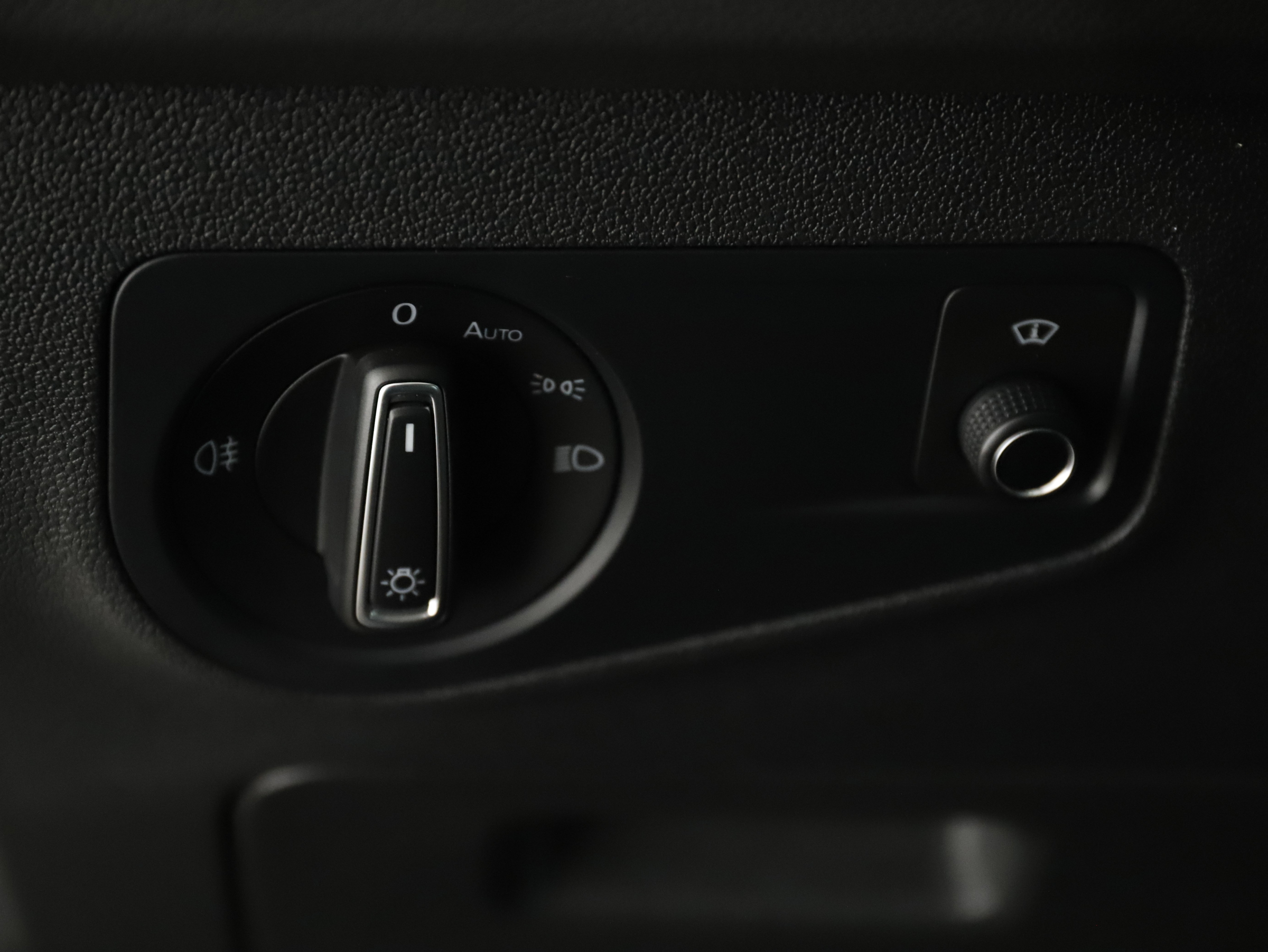 VW Tiguan 2.0 TDI BMT Life | Bild 8 von 24